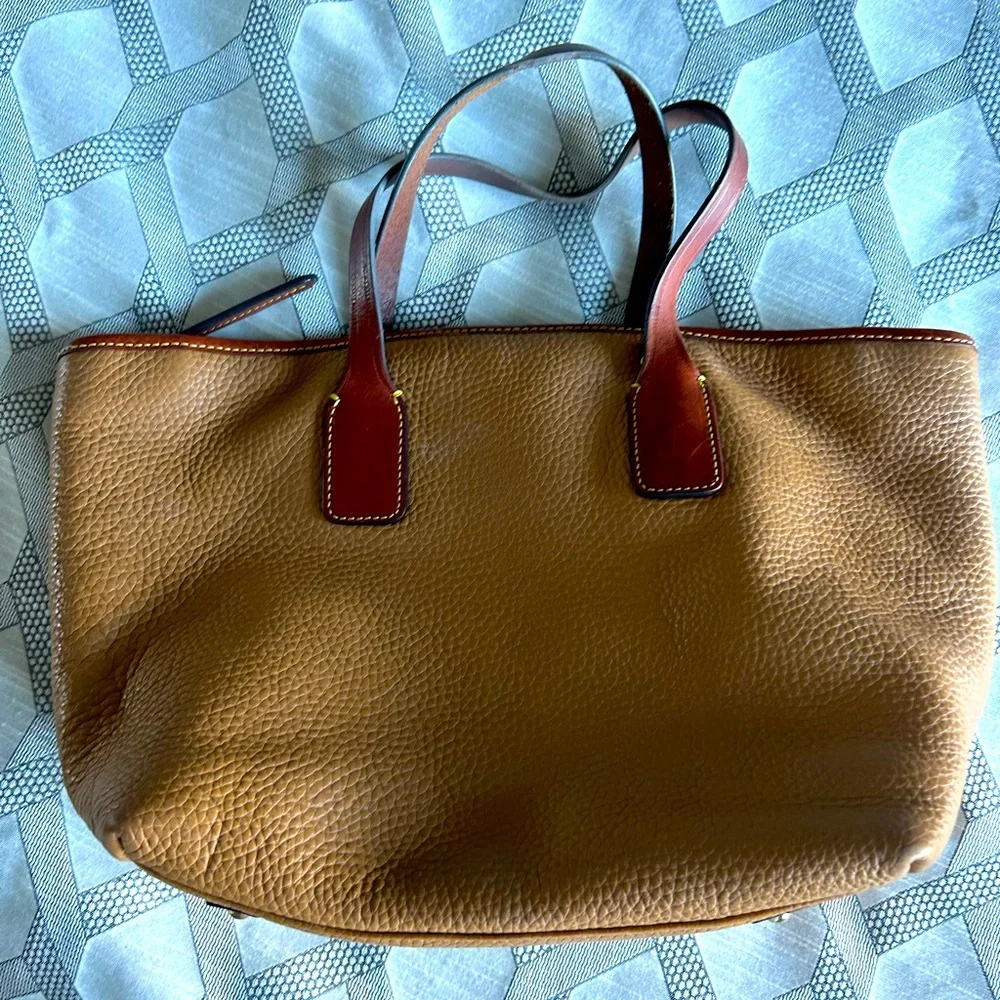 Dooney and Bourke medium convertible tote